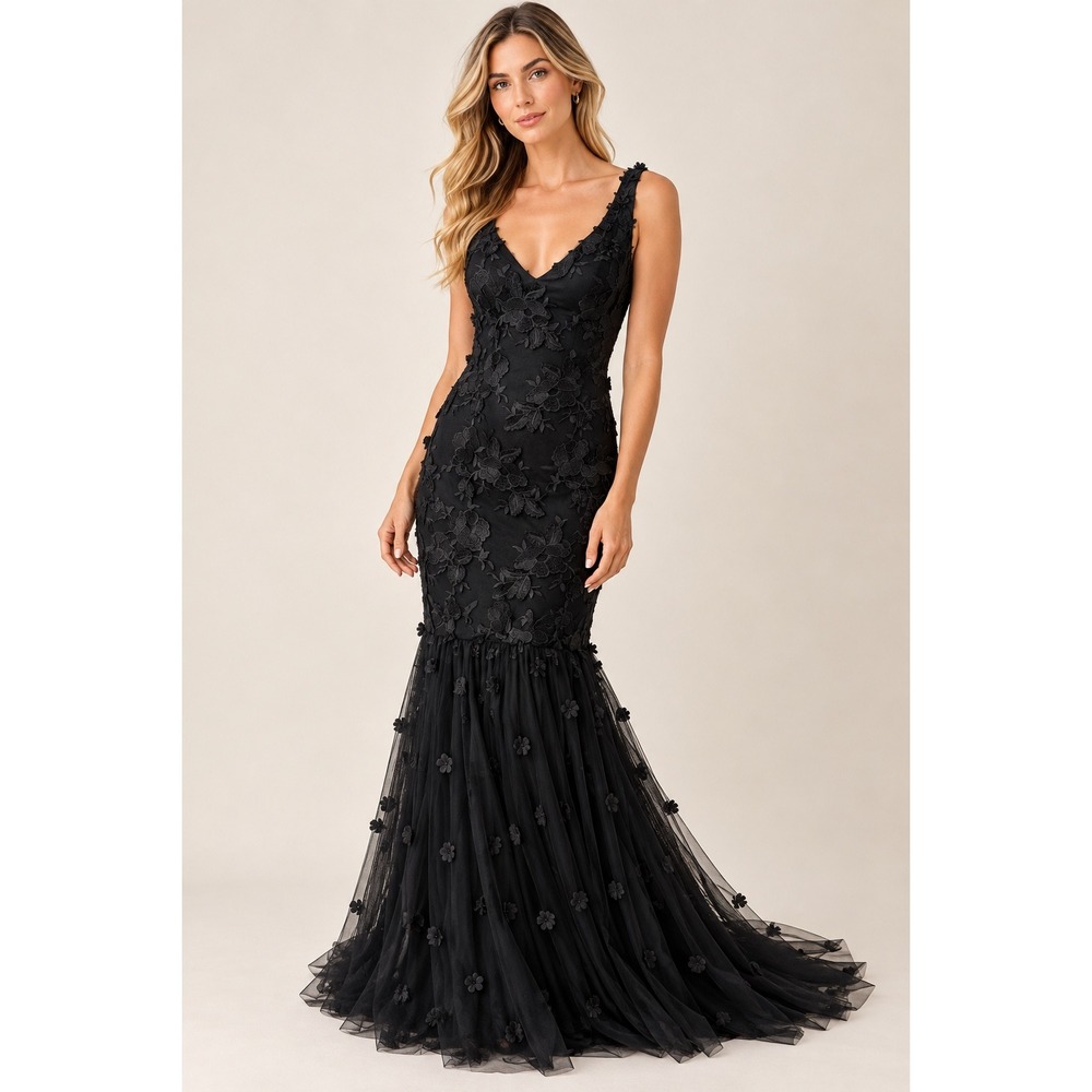 NWT Lotus New York Black Floral Embroidered Appliqué Mermaid Gown Formal Dress 8